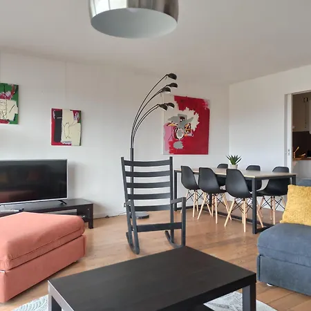 Quai Andre Citroen - 15 *