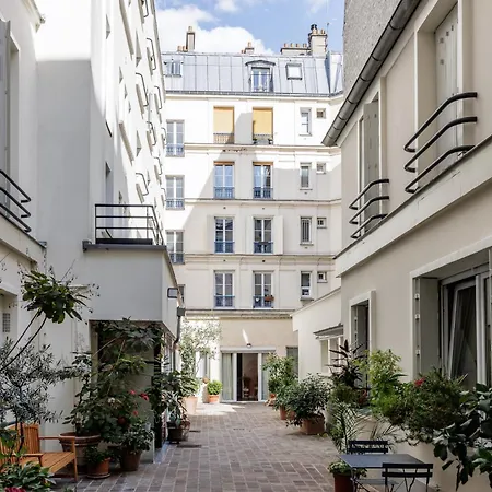 Loft Chic & Cosy, 9, Anvers - Montmartre Apartment Paris