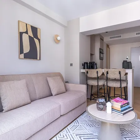 Quartier Libre Opera Apart-hotel 5*
