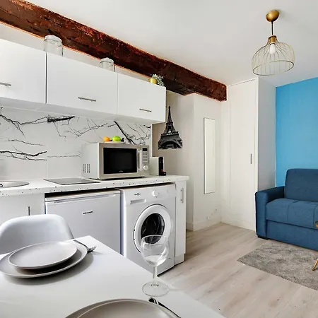 Apartment In The Heart Of The Marais