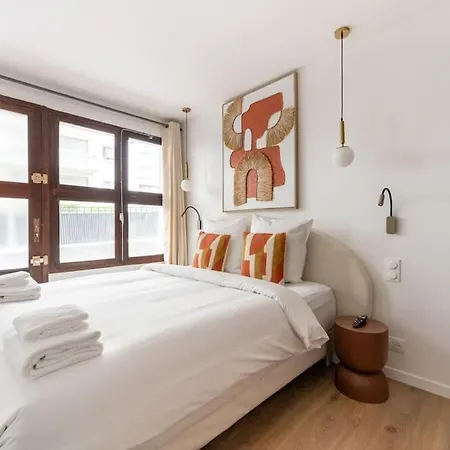 Apartment 6 Pers #2 #2 Sdb #pere Lachaise #paris 20 *