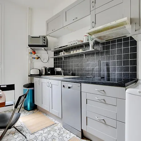 Apartment Louvre In Saint-germain Ideal For Visiting *