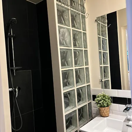 Appartement Charme Du Marais Parijs