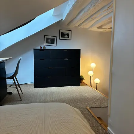Charme Du Marais * Parijs