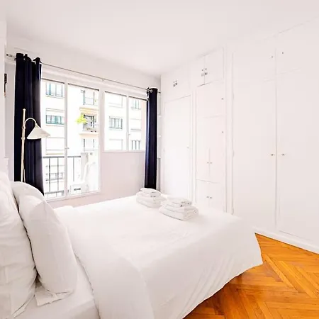Appart 1 Chambre#tour Eiffel#champ De Mars#paris 7 Apartment