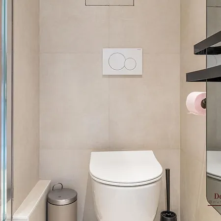De Montescal- Montparnasse With Ac 11 To 14m2 In A Prime Location Paris