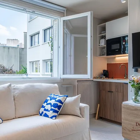 De Montescal- Montparnasse With Ac 11 To 14m2 In A Prime Location 아파트