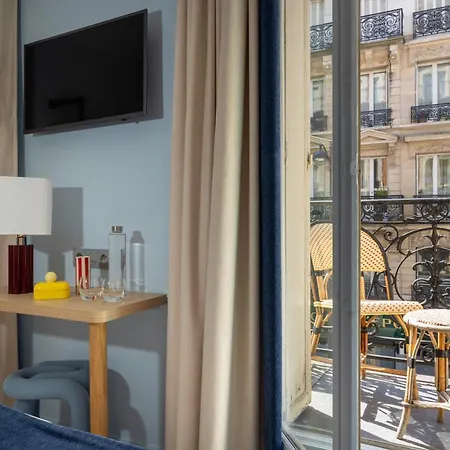 Hotel La Folie Des Pres - Saint-germain-des-pres 3*