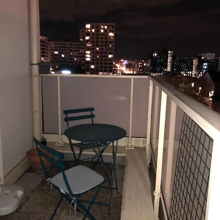 Rooftop 75017 Apartment