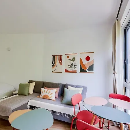 Apartment Pour 4 Personnes *