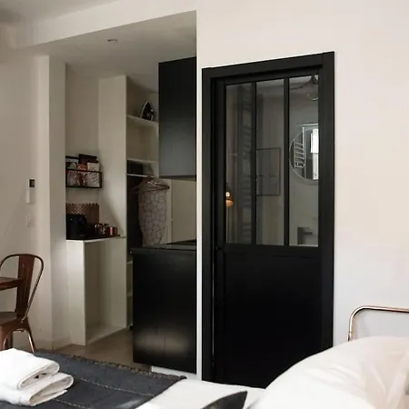 Stunning Near Canal St Martin - Divine Moon Apartman Párizs