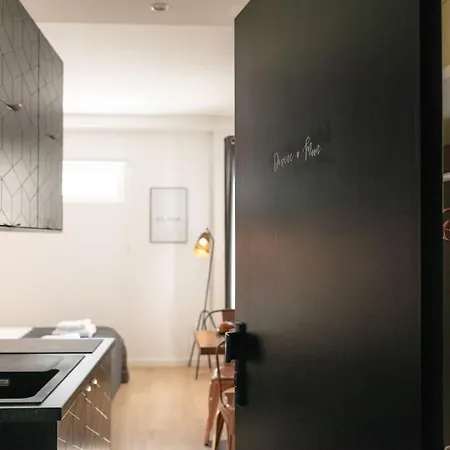 Stunning Near Canal St Martin - Divine Moon Apartman Párizs