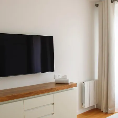 Charming T3 In The Center Of Apartment Paris