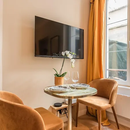 Charming With Terrace - Near Montmartre * Paris