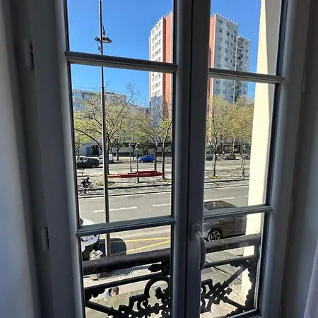 Apartamento Refait A Neuf 2 Pieces - - Equipe - Parking *