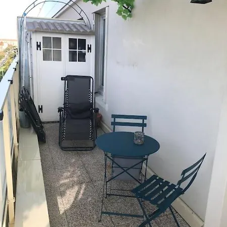 Rooftop 75017 Apartment *