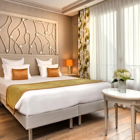 Rochester Champs Elysees Hotel 4*