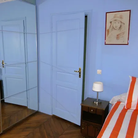 Bergere Opera Trevise - 2 Connecting With Private Bathroom And 1 Study - 35 M2 Kwatera prywatna Paryż