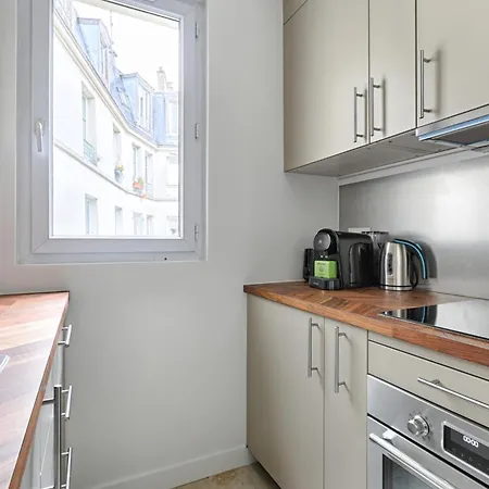 Montmartre Seveste Ii Magnifique 2br