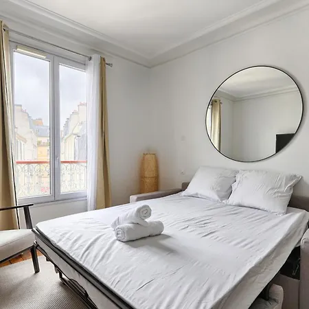 Montmartre Seveste Ii Magnifique 2br