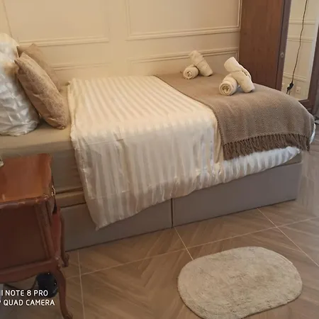 Elegant Avec Baignoire * París