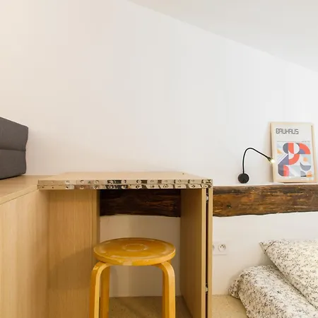 Pleasant 1bd Duplex For 4 Batignolles