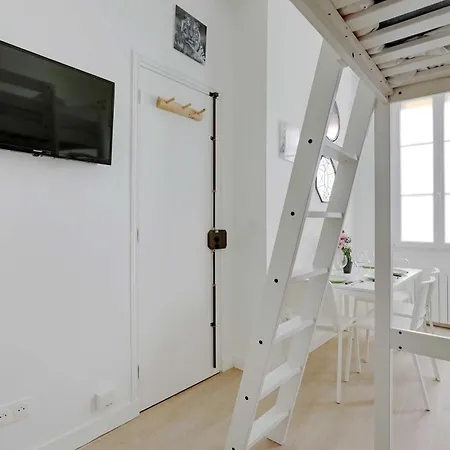 Modern Studio - 4p - Epinettes Paris