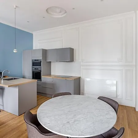 Newly Renovated Near La Madeleine *