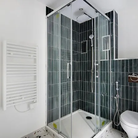 Apartment Pick A Flat's In Saint-martin - Rue Du Faubourg Saint-martin