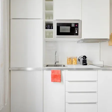 Eiffel Tower & Invalides - 1br - Cityapartmentstay Paris