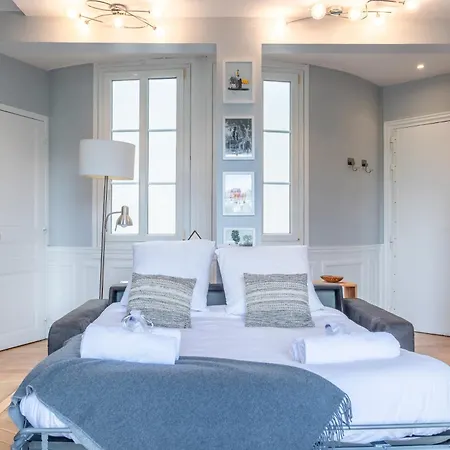 Apartment Montmartre - Avec Vue Sur Le Sacre-coeur *