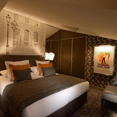 La Lanterne & By Timhotel Paris