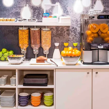 Ibis Styles 15 Lecourbe 3*