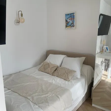 Apartamento Perche Sur Les Toits, 16 Eme Quartier Calme Securise- Proche Quai Seine Roland Garros *