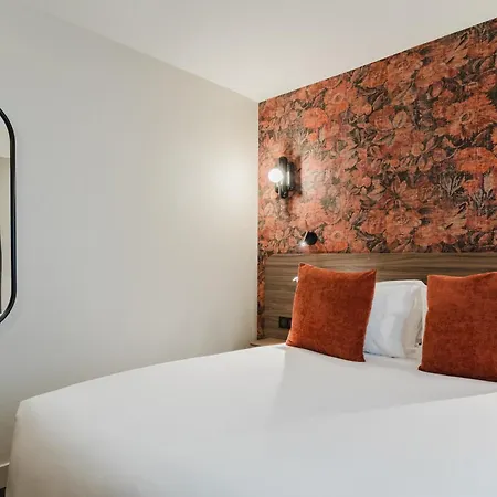 Hotel Opera 3*