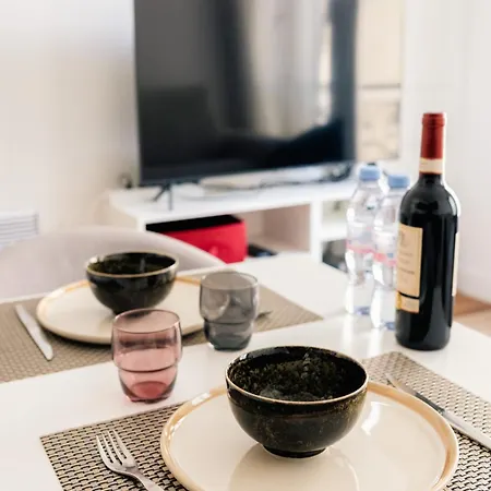 Lovely Bastille Apartment Paris