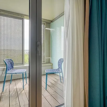 A Auteuil - Le Lumineux - 361b *