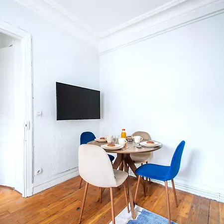 Blue And Pink Flat Next Montparnasse 公寓 *