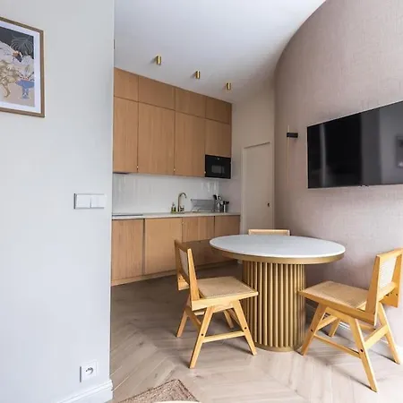 Apartment Elegant 4-star In -