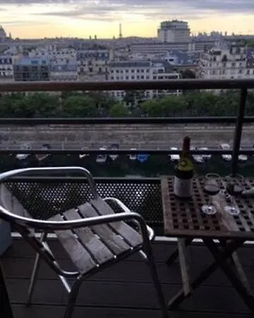 Floor With Eiffel Tower View And Roof 公寓 巴黎