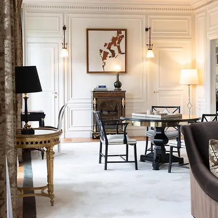 Hotel La Reserve & 5*