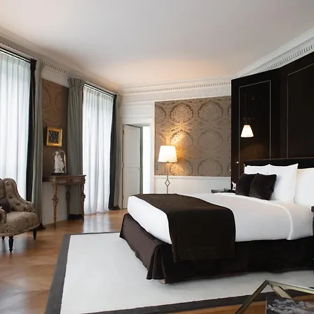 Hotel La Reserve & Paris