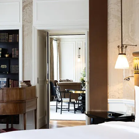 La Reserve & Hotel 5*