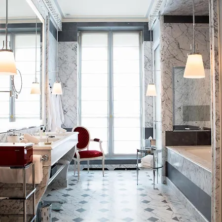 Hotel La Reserve & 5*