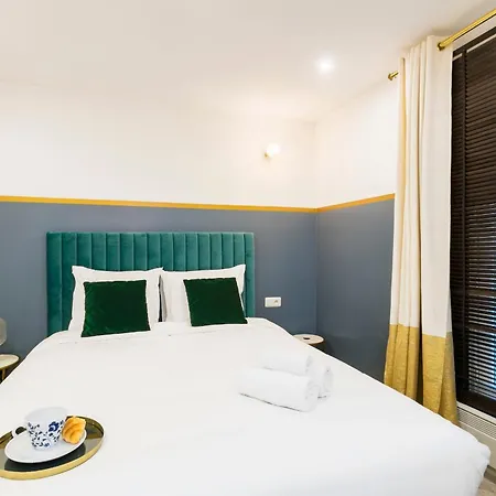 Apartment Louvre - 2br - Cityapartmentstay Paris