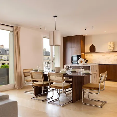 Apartment Spacious - 3br-8p - Eiffel Tower Paris