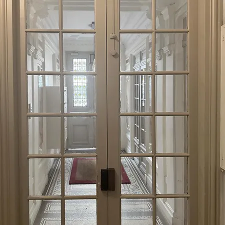 Apartment Climatise Pour 1 Ou 2 Personnes Au 109 Avenue Mozart 16 *