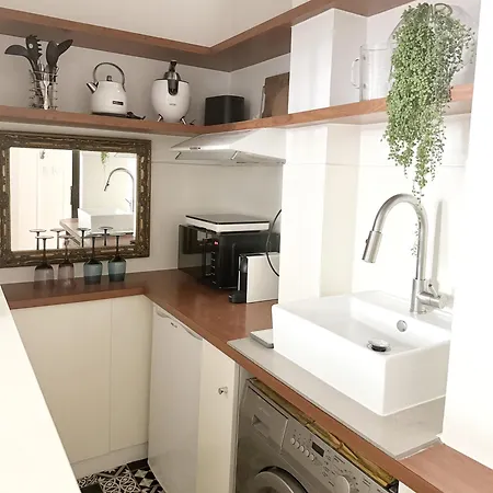 Climatise Pour 1 Ou 2 Personnes Au 109 Avenue Mozart 16 * Paris