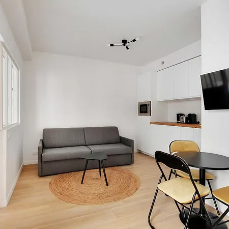 Holiday home Republique Paris