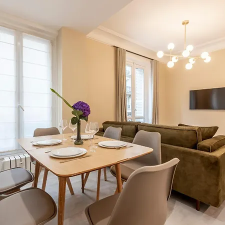 Rue De Rome By Sweett Apartment